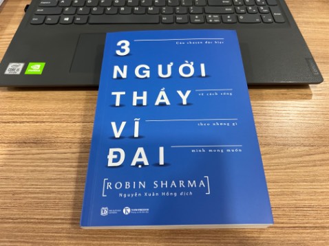 Cuốn sách dành cho những ai đang loay hoay với hành trình tự khám phá bản thân. Bạn đồng hành với những ai đang đi trên hành trình của riêng mình. Và là bạn tri kỷ cho những ai đã chạm được đích đến của mình.