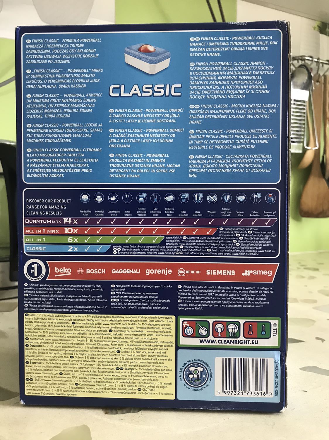 Mình mua 2 hộp và nhận được hàng sớm hơn lịch dự kiến. 
Sản phẩm đúng như quảng cáo, hộp còn nguyên vẹn không bị móp hay rách chỗ nào. Cám ơn shop nhiều.