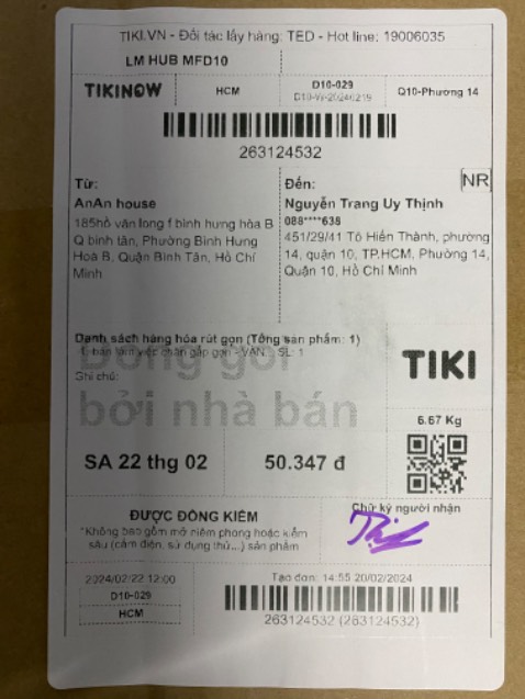 Do trong lúc vận chuyển bị va đập nên mình hiện muốn yêu cầu đổi trả sản phẩm mới