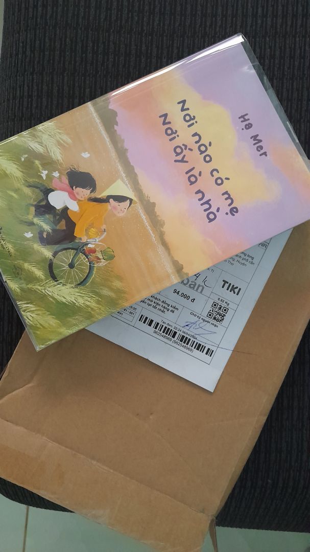 Đồng hành với tiki 5 năm nhưng lần đầu tiên thất vọng về đóng gói sản phẩm nha ko có hộp của tiki ko bọc chống sốc luôn sách thì mình chưa đọc nhưng hy vọng là sẽ hay