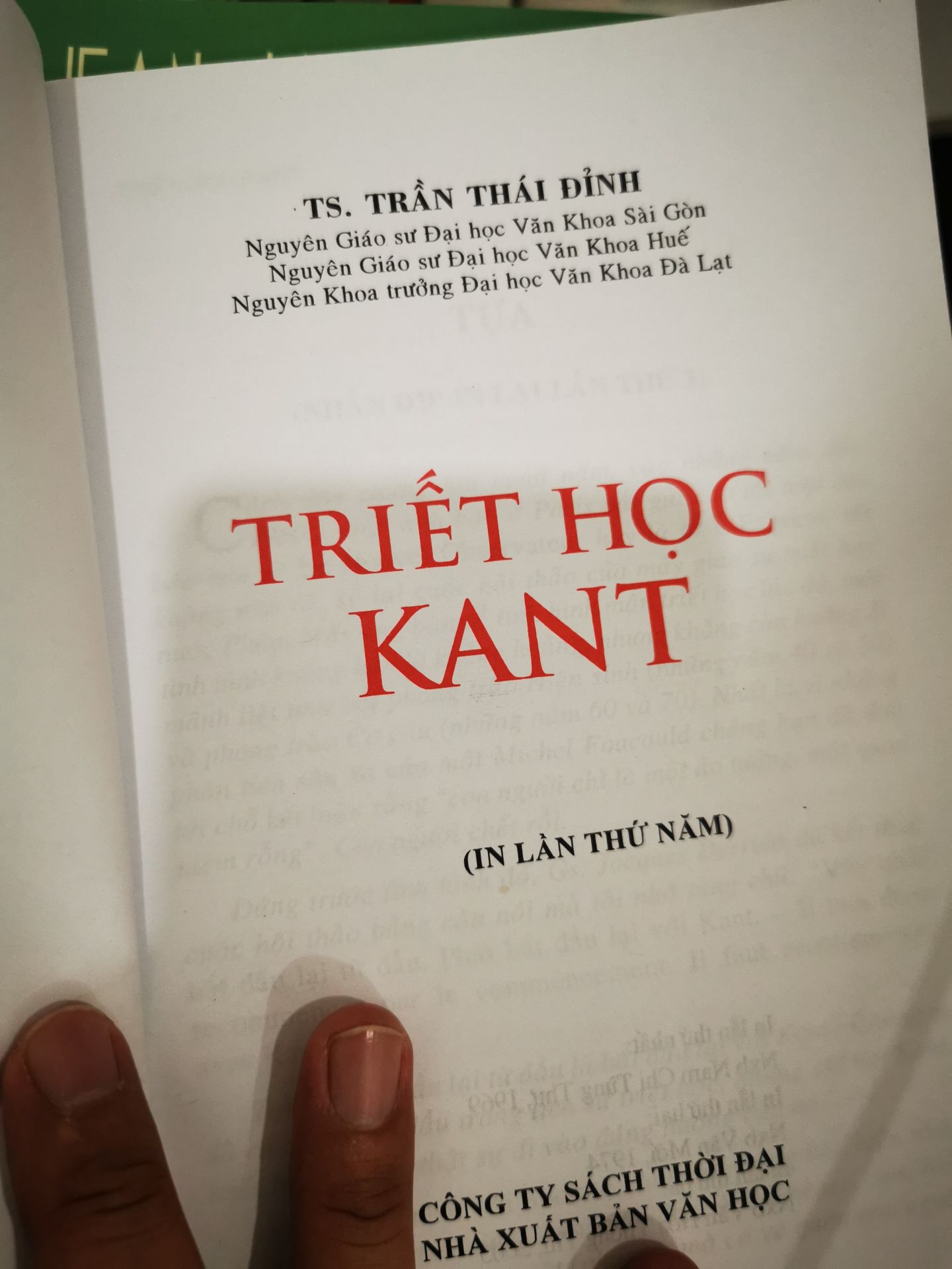 Mục đích của Kant là quy về vấn đề con người, triết học cổ điển, triết học nền tảng cảm hứng cho rất nhiều học thuyết sau này. Một cuốn sách hay, tuy nhiên vài ý còn chưa sát tư duy gốc, ... Mục đích của Kant là quy về vấn đề con người, triết học cổ điển, triết học nền tảng cảm hứng cho rất nhiều học thuyết sau này. Một cuốn sách hay, tuy nhiên vài ý còn chưa sát tư duy gốc, ...