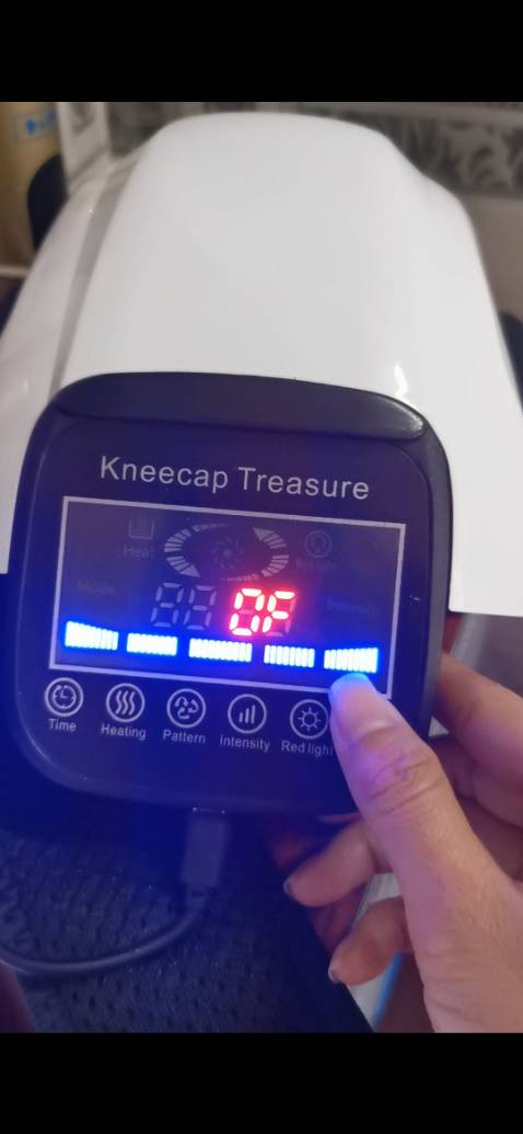 Giao hàng đúng mẫu, đóng gói cẩn thận, máy dùng cũng ổn nhưng rung hơi yếu. nhân viên hỗ trợ nhiệt tình