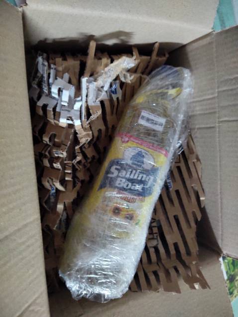 Tiki giao hàng rất nhanh. Sản phẩm có bao bì sang trọng. Màu dầu sáng đẹp.