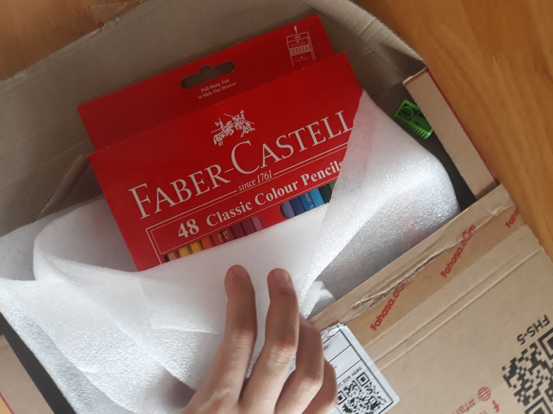 mẫu như hình, không bị bể hay hư ngòi.
nói chung là ok