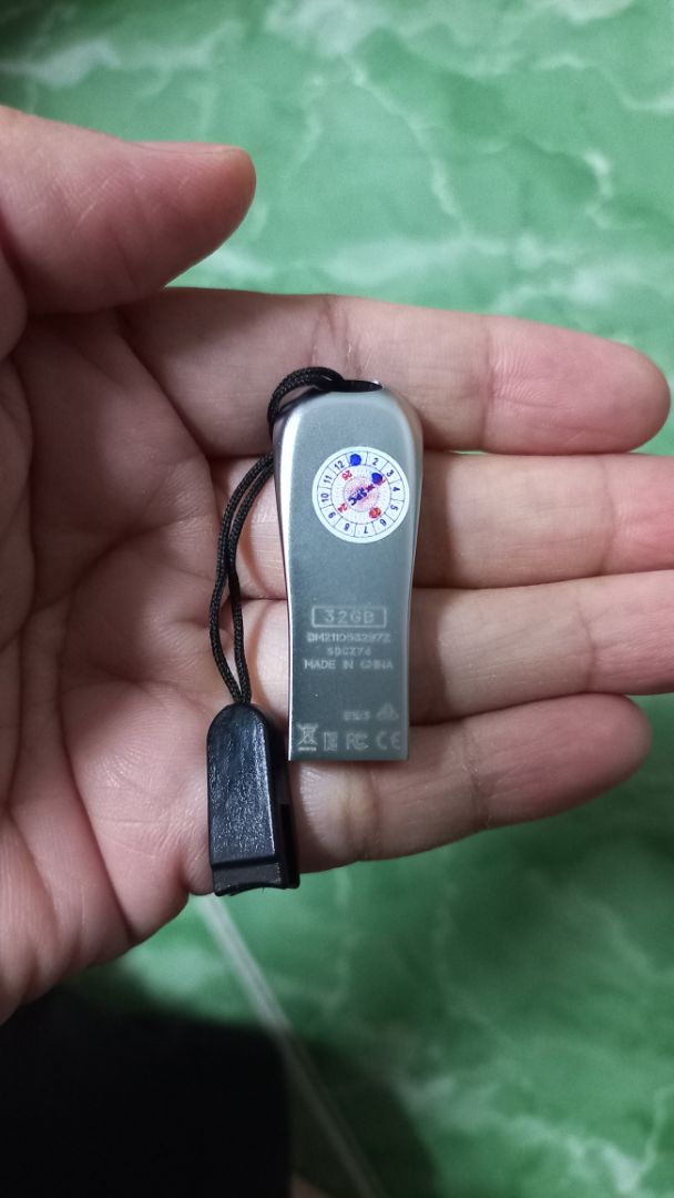 USB giống với mô tả, mẫu đẹp nhỏ xinh, tốc độ truyền tải dữ liệu nhanh! USB giống với mô tả, mẫu đẹp nhỏ xinh, tốc độ truyền tải dữ liệu nhanh!