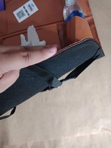 Sản phẩm nhìn đẹp. Màu đẹp chất liệu da tốt không bám nước. Ưng nhất là chất da không có mùi hôi, mình chưa gắn lên xe nên không biết có vừa ghế không. Chúc Topmax ngay càng thành công nhé