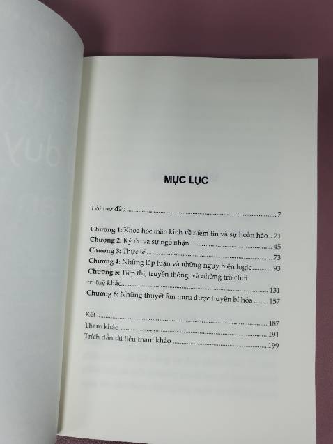 - Ship: rất nhanh
- Sách được bọc cẩn thận, nhận sách mới nguyên còn thơm mùi giấy mới, in nét, giấy đẹp, ko có gì để chê cả 
- Nội dung: chưa đọc