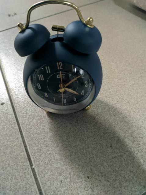 Hàng giao nhanh, đóng gõi kĩ càng. Nói chung là ổn, hàng rất đẹp!