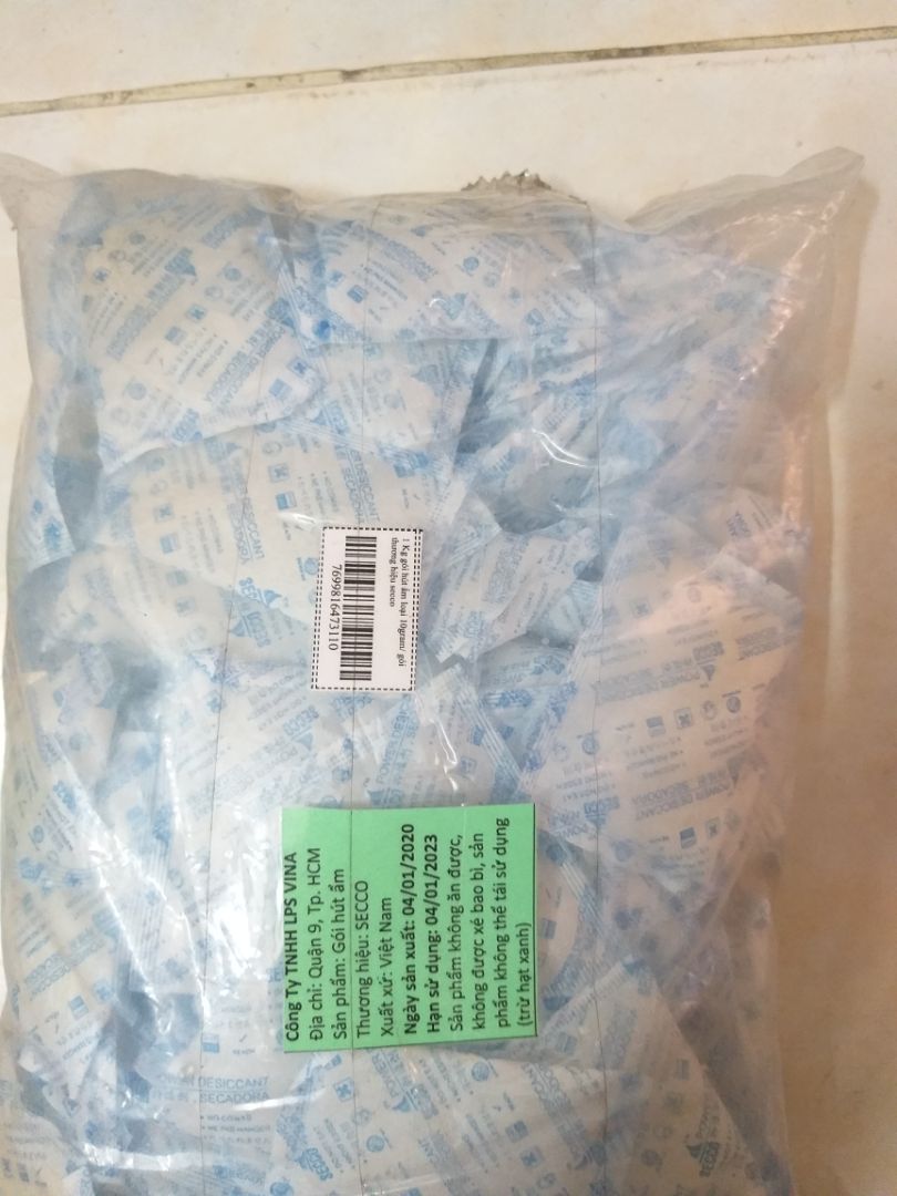 gói hút ẩm cũ đã bị no ẩm chuyển sang màu vàng, có gói bị vỡ, hạt hút ẩm rơi ra ngoài. tôi muốn đổi hàng.