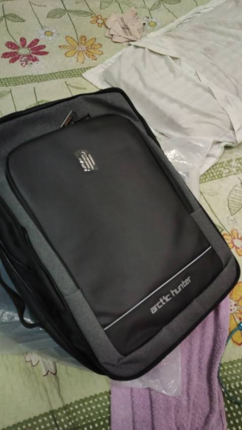 Shop đóng gói sản phẩm đẹp và chắc chắn. Phù hợp túi tiền. Shop phục vụ tốt. Thời gian giao hàng đối với liên tỉnh 3 4 ngày như vậy là ok rồi. Về phần chất lượng, thì phải sử dụng bề lâu bề dài mới biết được như thế nào. Mọi người ủng hộ shop nha!🙂