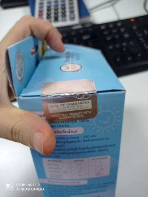 Mình vừa nhận hàng thì thấy tem niêm phong bị bóc ra sẵn rồi. Mình mua của M2M baby, lần trước OK nhưng lần này lại bị như vậy. Mong được shop hoặc tiki giải đáp cho sự cố này. Mình vừa nhận hàng thì thấy tem niêm phong bị bóc ra sẵn rồi. Mình mua của M2M baby, lần trước OK nhưng lần này lại bị như vậy. Mong được shop hoặc tiki giải đáp cho sự cố này.