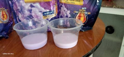 Tôi nghi ngờ sản phẩm bị giả, yêu cầu shop xử lý giúp. Sản phẩm nhận được bao bì màu nhạt, ko có chữ Bella, mùi hương ko thơm, loãng. Tôi có chụp hình sản phẩm tôi đang dùng và sản phẩm mua của tiki