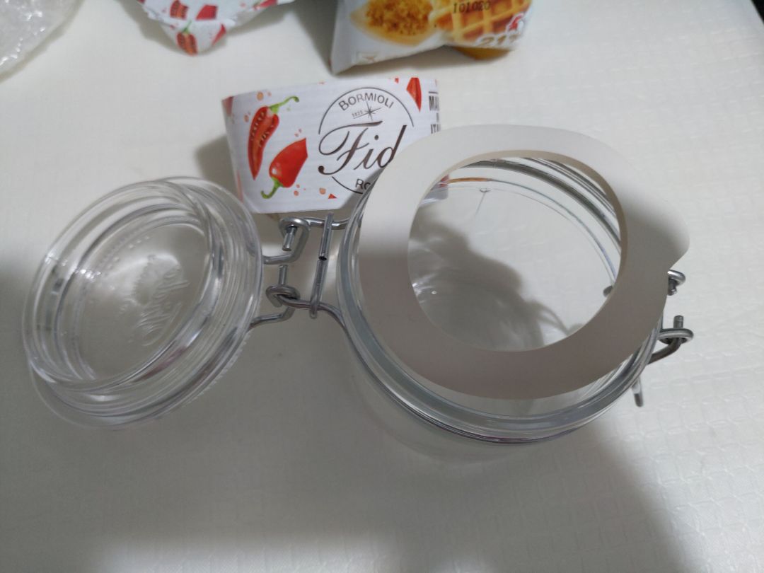 Sản phẩm rất cứng cáp, đúng Made in Italy và hướng dẫn sử dụng hủ rất kĩ luôn.
Có cái ron thì mình chưa biết xài, đang tìm cách đậy cho đúng.