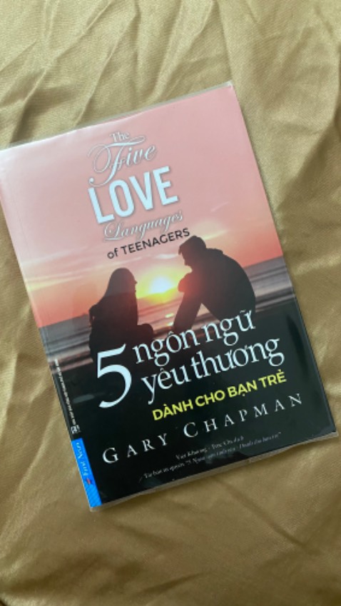 Lâu rồi mới được sử dụng Tiki Book Care 😂 giao cũng nhanh với giá hời so với giá niêm yết của sách