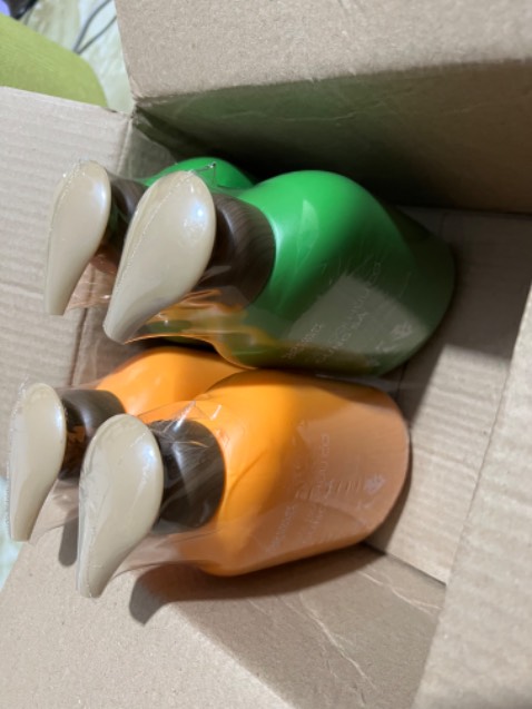 sản phẩm không đi kèm hộp như trên ảnh , chủ yếu mua bộ sản phẩm để tặng , mà shop đóng gói giao đúng 4 cái chai, quá thất vọng, một bộ sản phẩm giá cả như vậy mà lại không chú trọng cách đóng gói cho khách, trong khi đó mình mua 2 bộ, một sự trãi nghiệm không hề tốt, sản phẩm không đi kèm hộp như trên ảnh , chủ yếu mua bộ sản phẩm để tặng , mà shop đóng gói giao đúng 4 cái chai, quá thất vọng, một bộ sản phẩm giá cả như vậy mà lại không chú trọng cách đóng gói cho khách, trong khi đó mình mua 2 bộ, một sự trãi nghiệm không hề tốt,