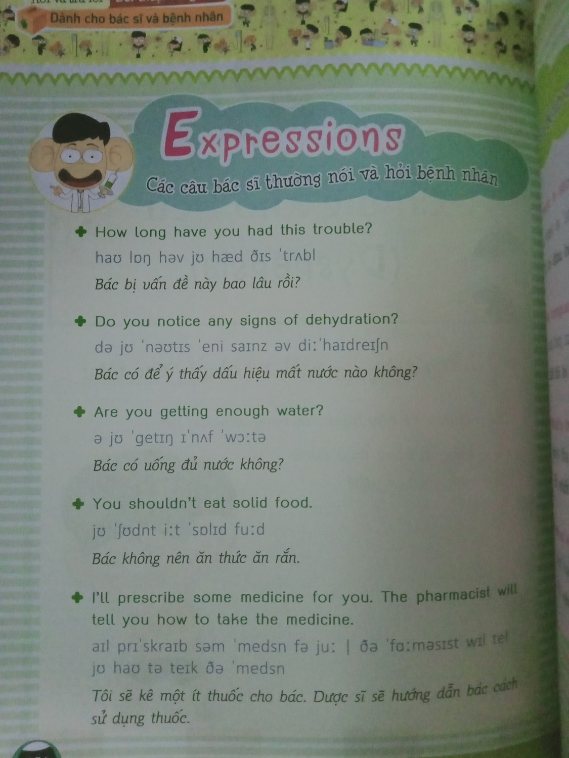 Sách có giới thiệu về các triệu chứng của bệnh cho dễ hiểu. Hình ảnh minh họa bắt mắt. có mã QR để nghe mp3 online. Nhưng mục lục không đánh số thứ tự của tiêu đề nên hơi khó khăn khi tìm file nghe của các đoạn hội thoại.