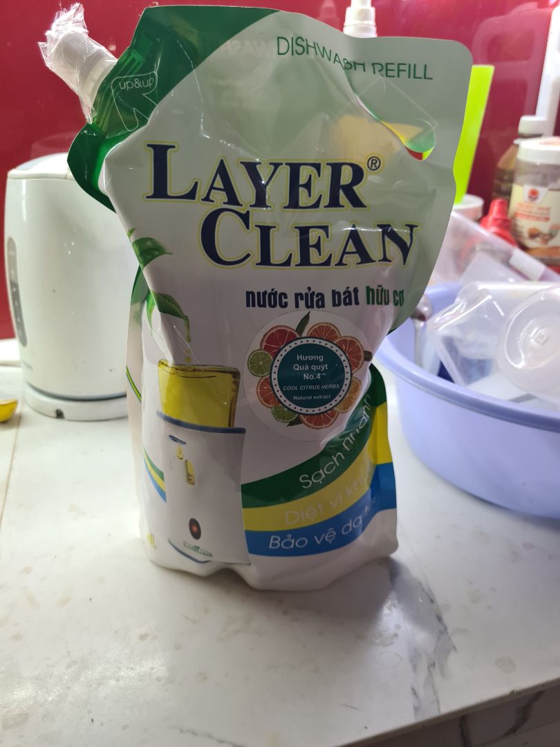 mùi thơm nhẹ, ít bọt