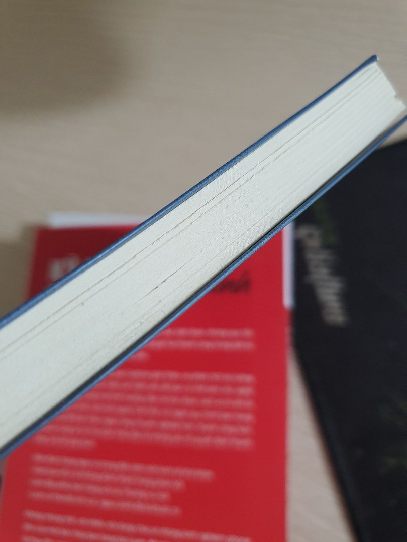 sách rất kém chất lượng mong tiki mong những người mua sách như mình chú ý lựa chọn cửa hàng uy tín , đã mua giá cao hàng còn kém chất lượng , Mình là người hay đọc sách rất ghét sách giả