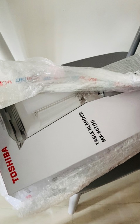 Máy hơi ồn, nhg xay nhuyễn, máy mạnh. Giao hàng siêu nhanh. Cảm ơn Tiki