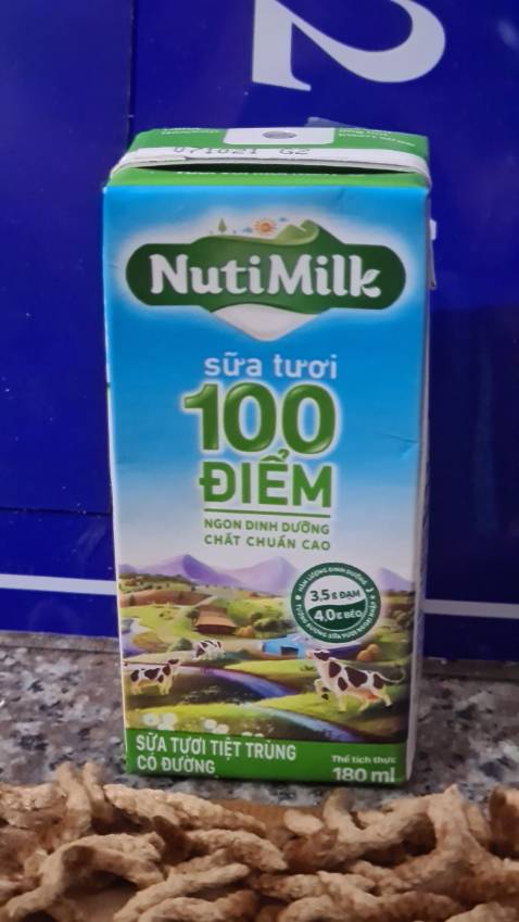 mua hẳn 1 thùng về uống từ từ