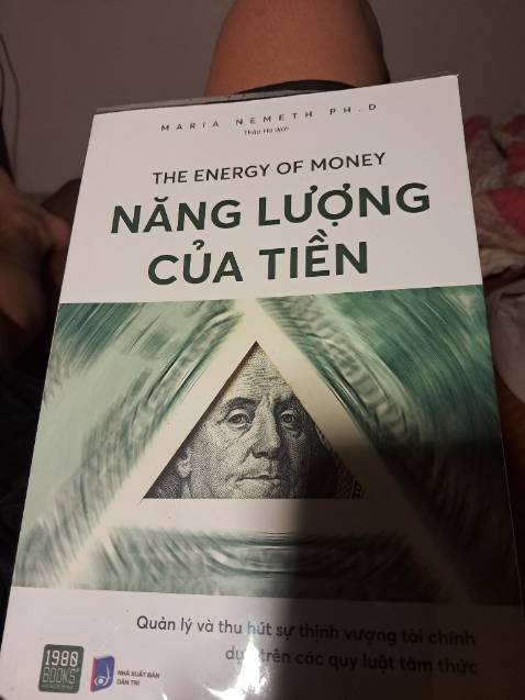 Cuốn sách nội dung lan man. Ko hợp với mình