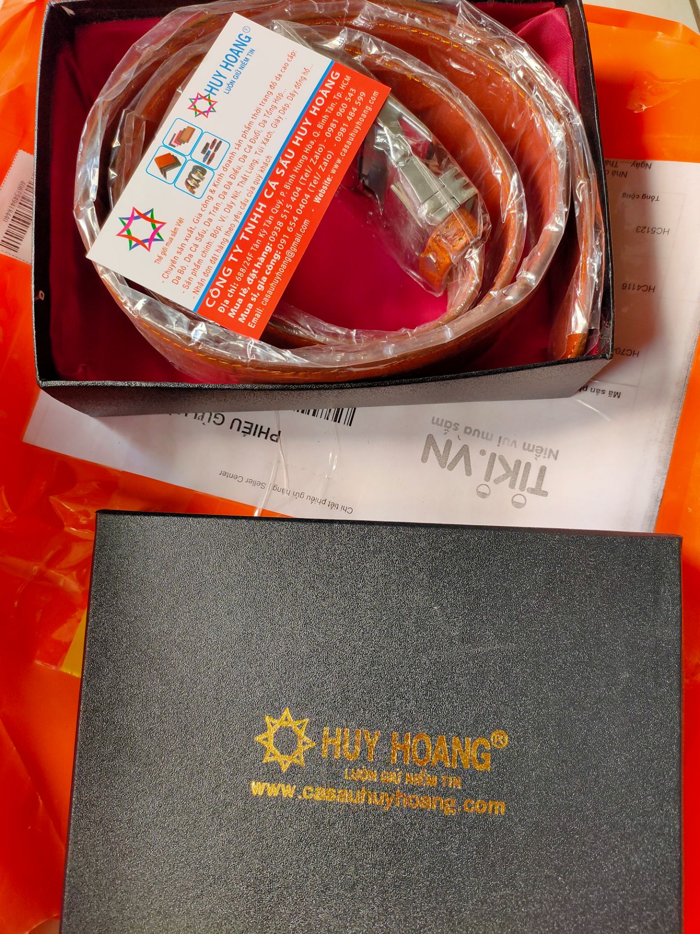 Thắt lưng mềm mại... da thật nên rất tốt... Huy Hoàng là thương hiệu uy tín lâu năm và là Hàng Việt Nam chất lượng cao nên yên tâm