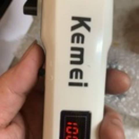 Hàng của shop này rất uy tín và giao hàng khá nhanh.shiper nhiệt tình.
Mình mua 3 sản phẩm thấy ok trong tầm giá.
Chúc shop buôn may bán đắt