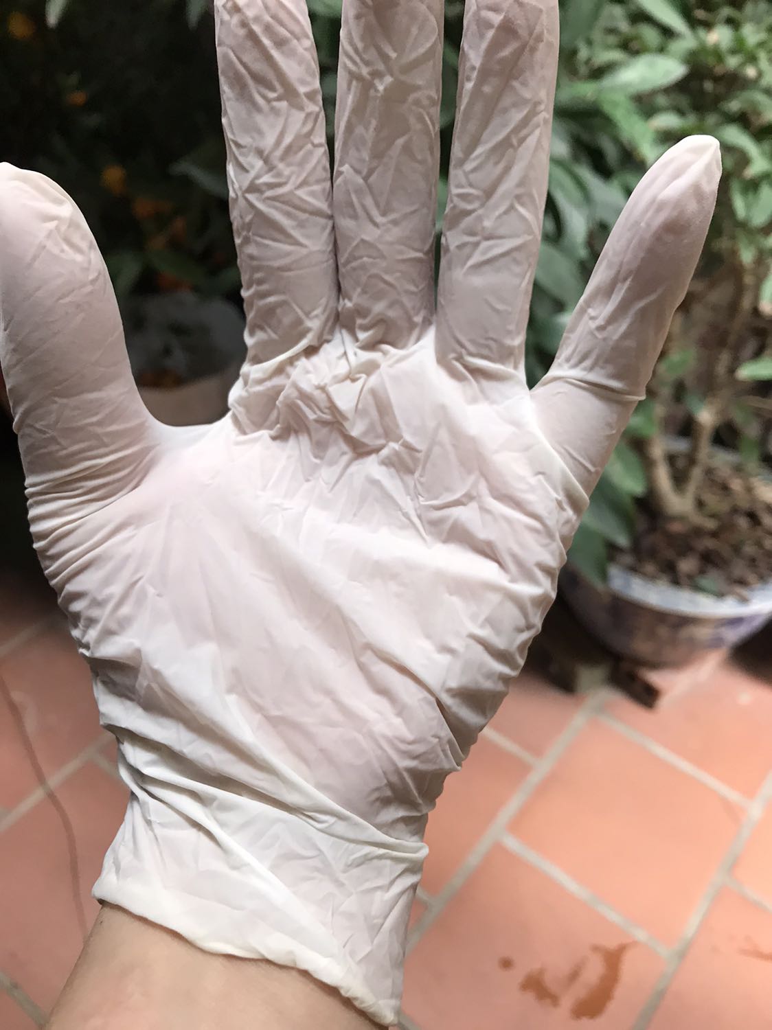 Hơn cả mong dợi: đeo dễ, ôm xuống tận cổ tay. Giao nhanh