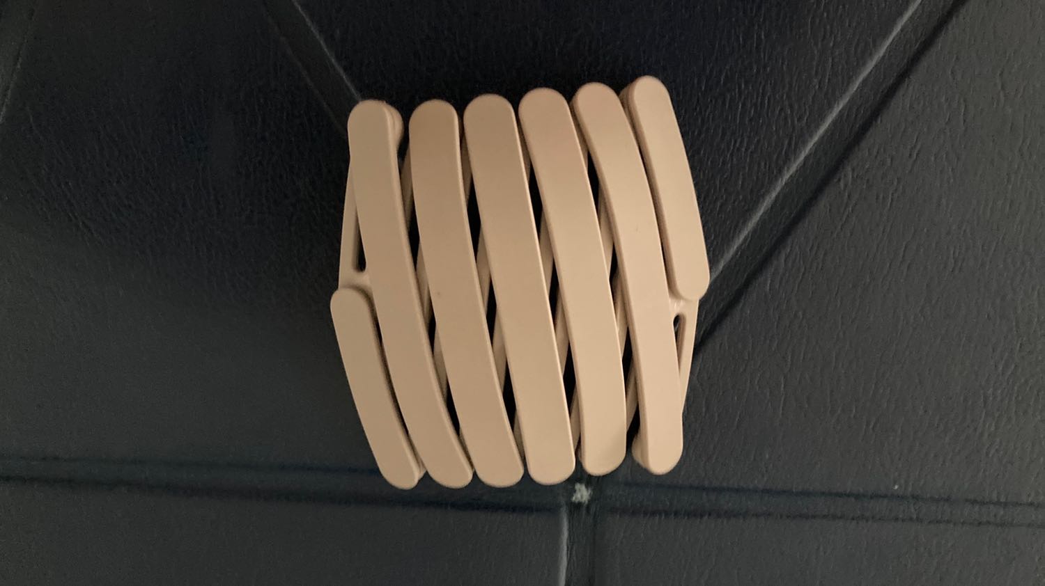 Sản phẩm chắc chắn, mài sắc đẹp,