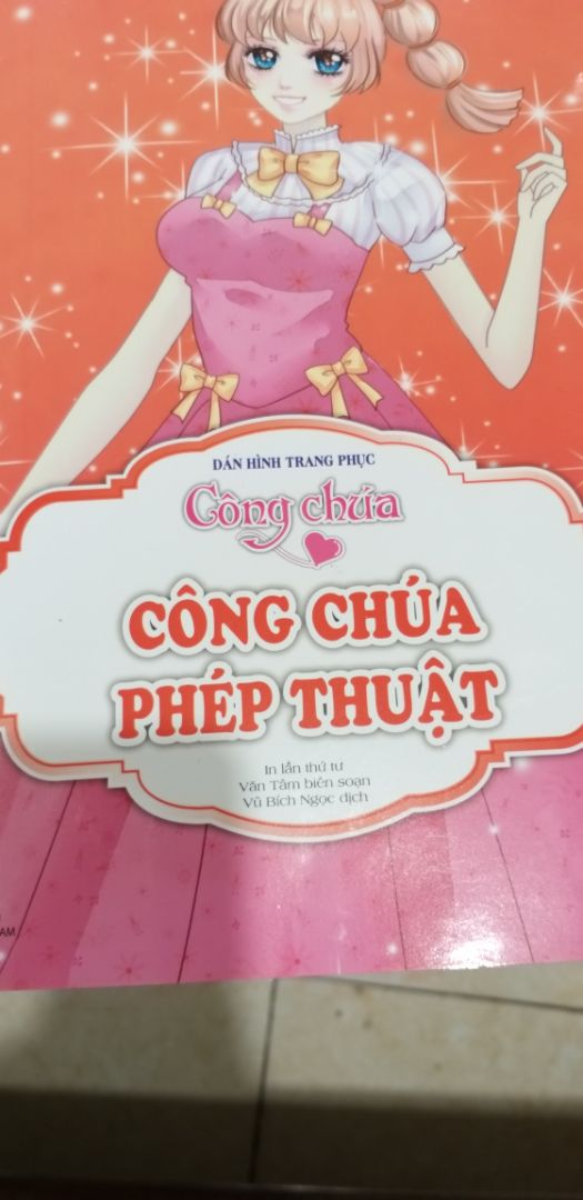 sách đẹp, đóng gói cẩn thận, nhưng vết cắt dán không hết nên hơi khó thực hiện với trẻ nhỏ