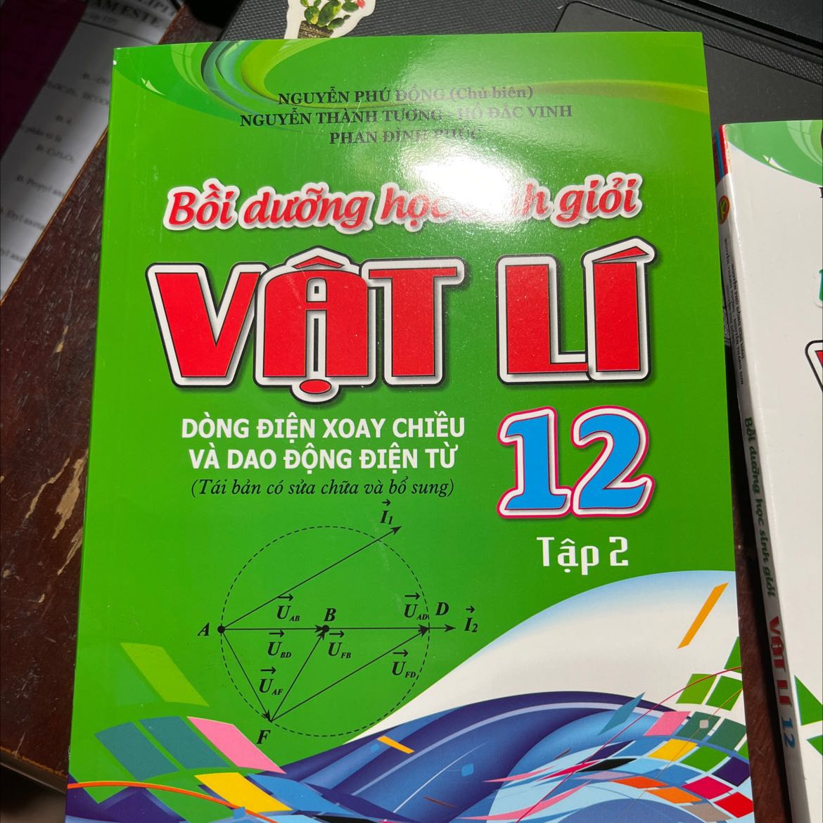 Sách đóng gói kĩ đẹp giao nhanh mới