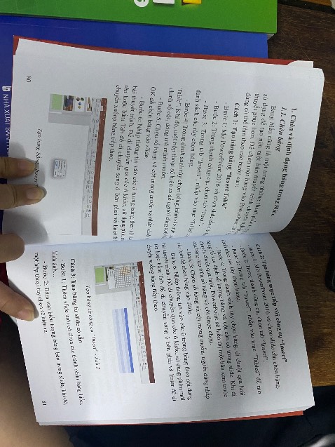 sách có hình minh hoạ dễ coi, có quẹt QR mã khoá học, rất hữu ích