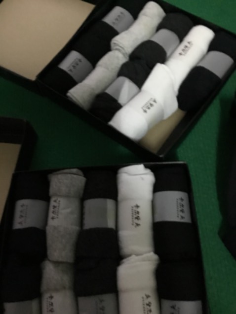 Chất lượng sản phẩm kém, đề nghị trả hàng và hoàn tiền.