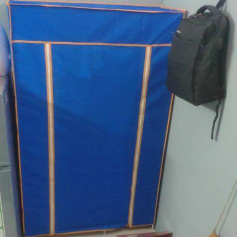 Hàng chuẩn như hình mẫu
Phù hợp vs giá tiền
Tủ rất đẹp màu sắc nhã nhặn.giao hàng nhanh
tủ để cả nhân hợp lý, mỗi người 1 tủ ở phòng trọ cha ai tị ai hihi! anh em mỗi người 1 chiếc! Tủ đầy đủ phụ kiện, vải dệt nên mình thấy có khả năng bền, sang năm ra trường rồi tính tiếp keeeke.
cảm ơn shop tôi sẽ ủng hộ thêm