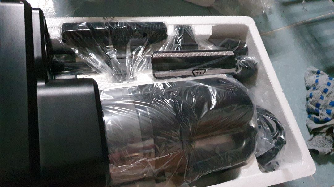 chất lượng sản phẩm thì tuyệt vời rồi  5 sao chất lượng mặc dù chưa sd.Tiki gói hàng quá ẩu chỉ có1 lớp nilong cho bất kì đơn đặt hàng nào không thay đổi gì sau 3 năm mình mới mua món đầu tiên. hộp đựng đồ méo mó tưởng đâu là bị méo theo rồi, nhưng "may mắn" là ko bị méo.đồ thì luôn chính hãng nhưng lại gói kiểu này ko bằng ai hết.