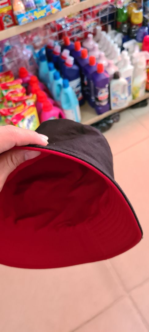 giao nhầm màu. order màu kaki giao màu đỏ giao nhầm màu. order màu kaki giao màu đỏ