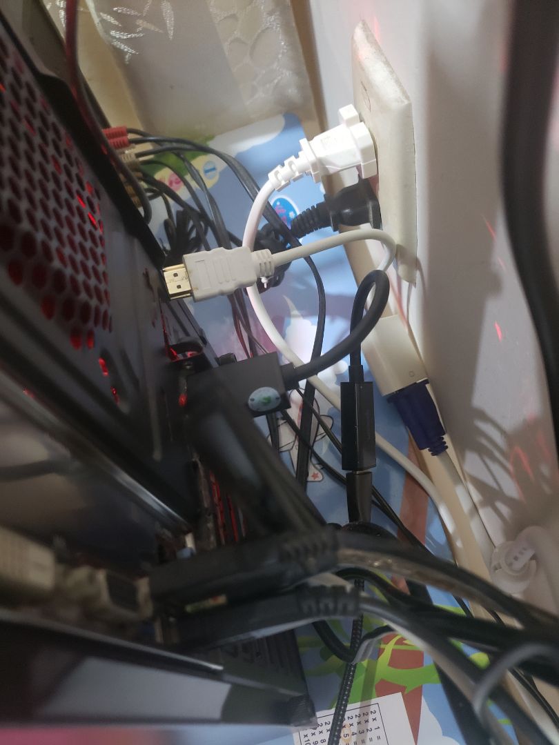 Cáp không nhận tín hiệu, đã liên hệ tiki đổi cọng mới, hi vọng là được