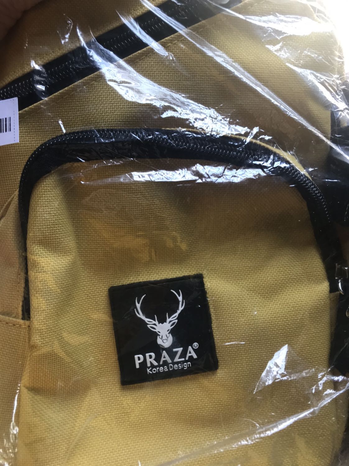 Đóng gói kĩ, màu hơi nhạt nhưng vải dày, rất vừa túi tiền và hài lòng. Chị giao hàng siêu dễ thương... Nói chung là Tiki chưa bao giờ lòng mình thất vọng!! Sẽ luôn ủng hộ Tiki