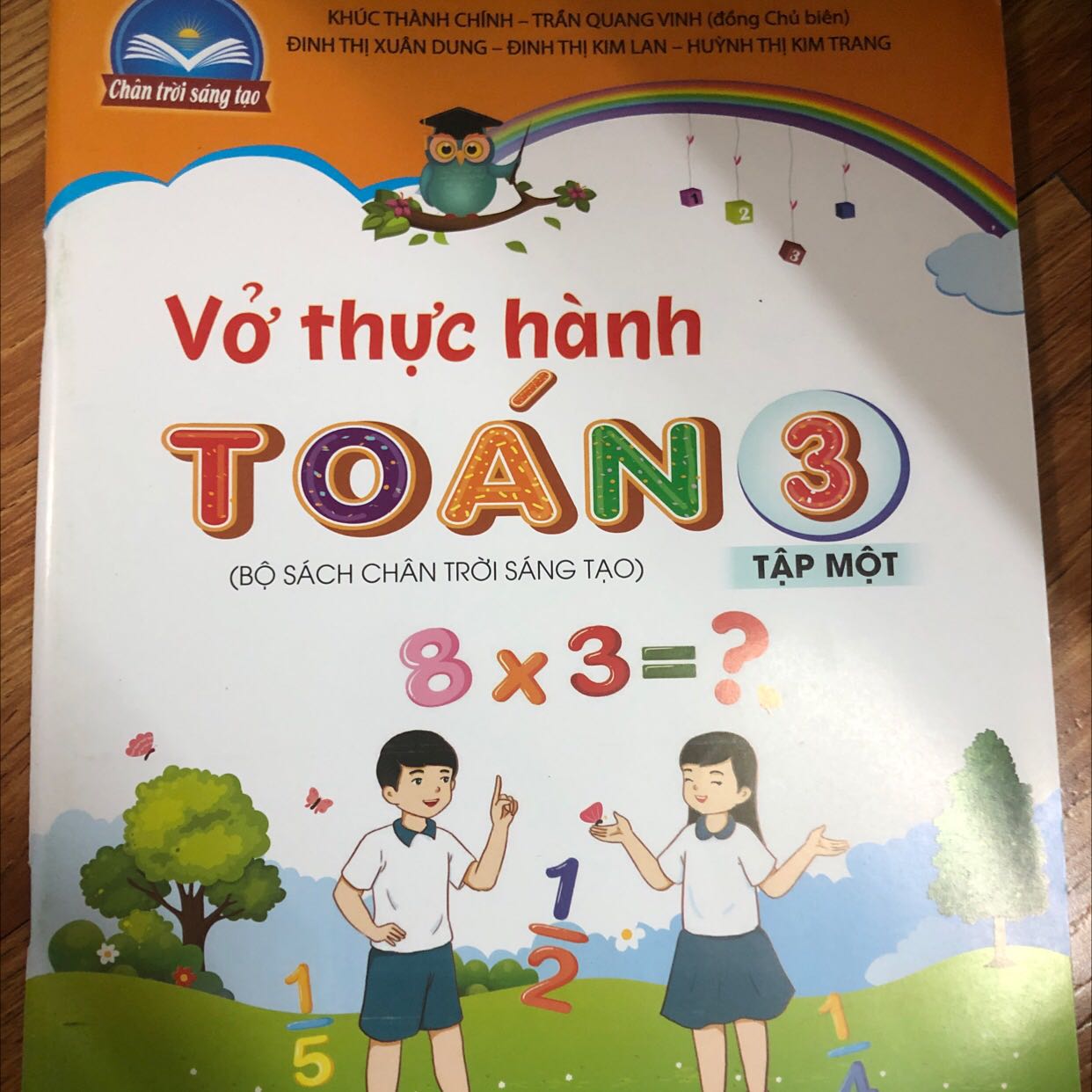 Bộ sách rất hữu ích cho bé ôn tập!