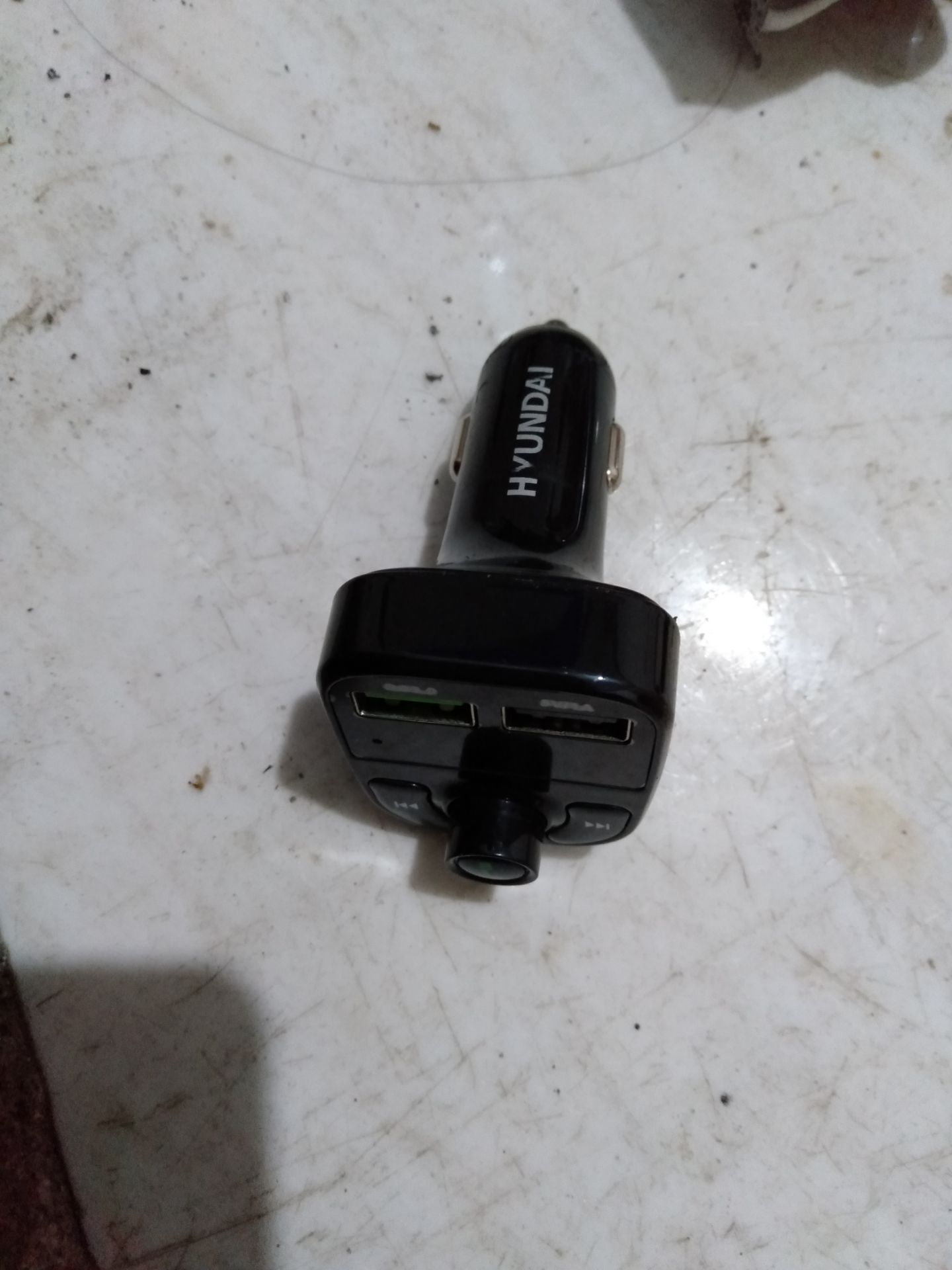 máy sử dụng được 1 ngày, hôm sau không còn thấy lên đèn hình, vậy là sao shop