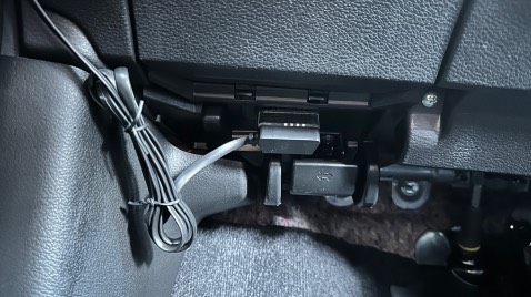 Hud hiển thị cực nét, đảm bảo an toàn khi chạy xe, trải nghiệm như xe Merc luôn nha ! 
Hiển thị tốt
Độ chính xác khá cao
Cài đặt các thông số dễ dàng
Hy vọng độ bền tốt để giới thiệu với bạn bè
Giao hàng nhanh, đóng gói cẩn thận
Tặng shop 5 sao