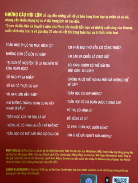 *   Học toán để làm gì? Haha. Khá nhièu người cho là như vậy.
   Toán học, theo góc nhìn của triết học, chính là một ngôn ngữ của khoa học. Hai nhà toán học ở hai nước khác nhau có thể không chung ngôn ngữ, nhưng có thể hiểu nhau ở ngôn ngữ chung toán học mà không cần phiên dịch.
   Những ký hiệu cà các con số, kết hợp với nhau, thành một dạng ngôn ngữ tuyệt vời, giống như các chữ cái đơn lẻ kết hợp thành từ và câu.
   Hồi xưa cũng đam mê toán học dữ lắm, có thể ngồi 12-18 tiếng liên tục ko ăn mà giải toán. Có những lúc say mê đến độ cả đêm giải hơn trăm bài. Nhưng vì đầu óc còn hạn chế, nên ko theo đuổi nỗi, đến giờ là … đam mê dữ chưa =)))).
   Toán học, đẹp! Toán học bao la, và kỳ diệu không kém thiên nhiên kỳ bí.