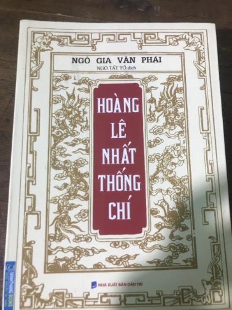 ĐọcHLNTC ở lớp 9 với hồi 14.Nay có dịp mình đã mua quyển ấy để phần nào hiểu thêm về lịch sử Việt Nam 🇻🇳