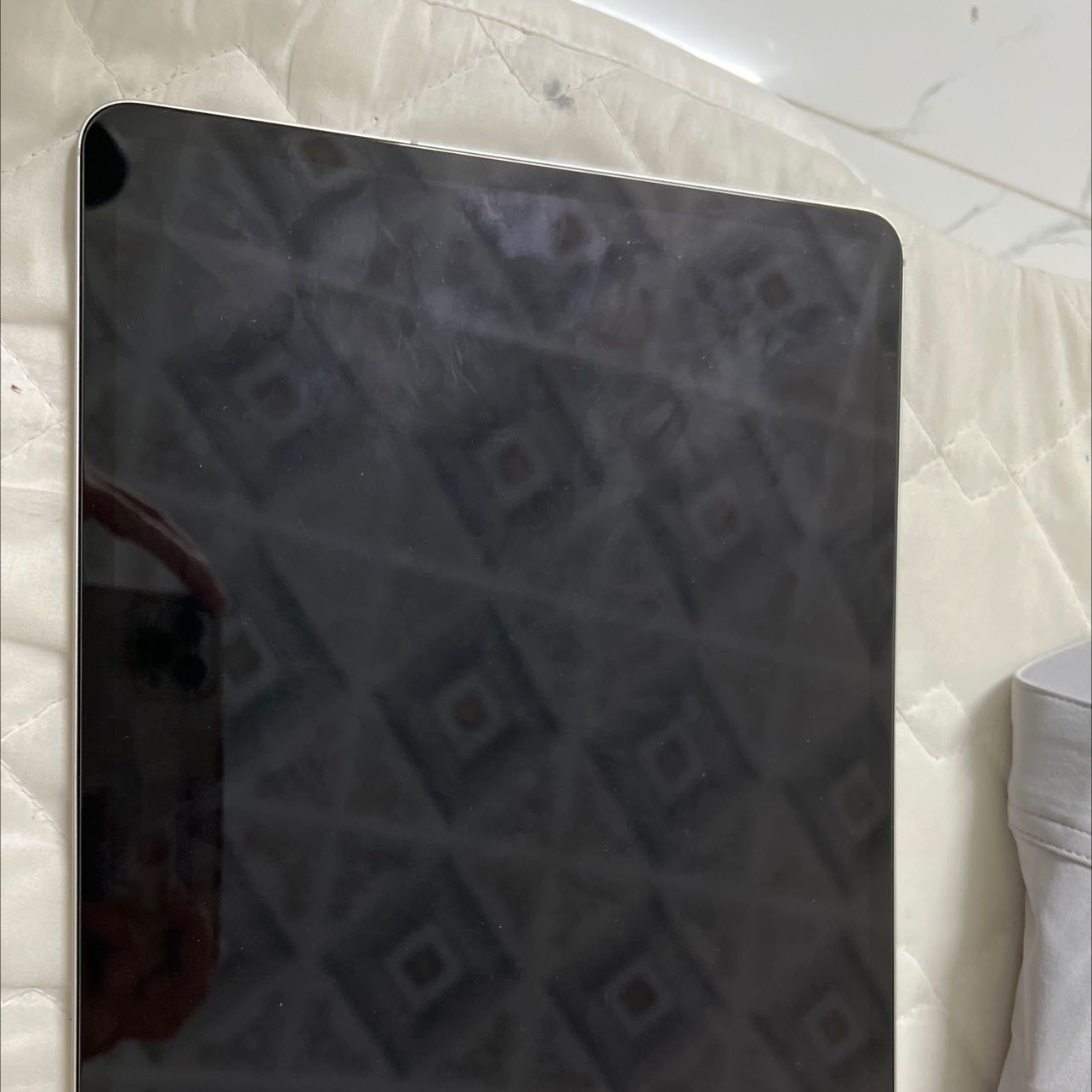 Giao đúng hàng, đúng mẫu mã. Dáng vừa khíp. Giá cả hợp lý. Đáng mua