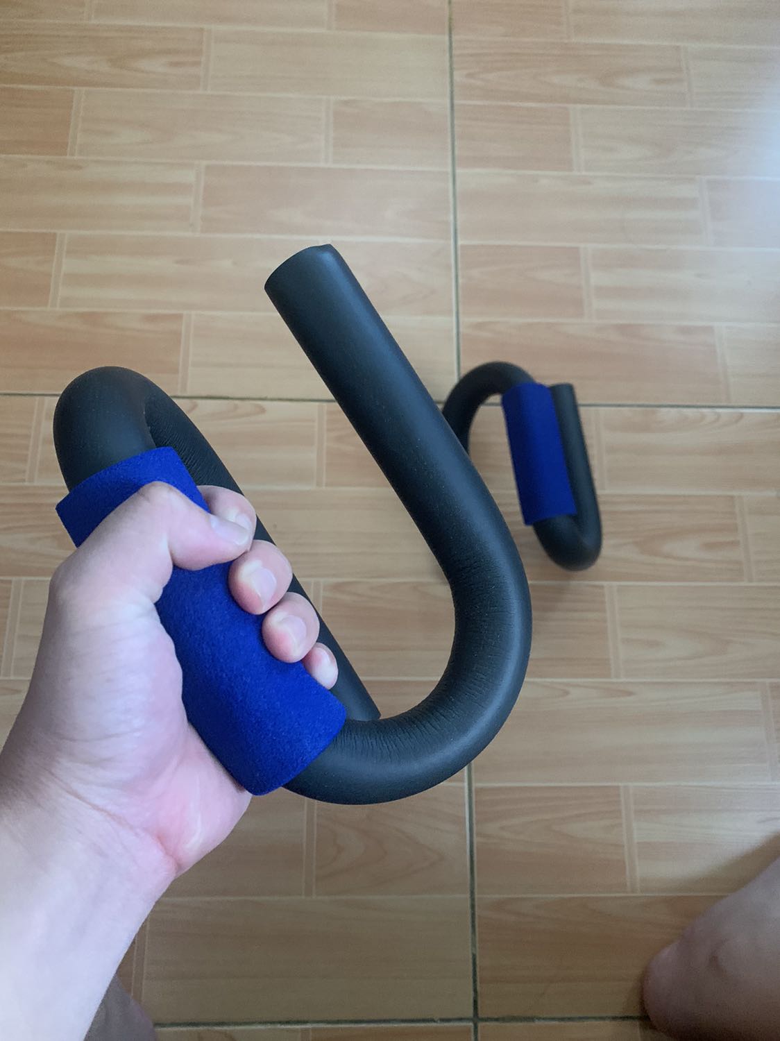 Hàng đẹp, cứng cáp. Quá hài lòng Hàng đẹp, cứng cáp. Quá hài lòng