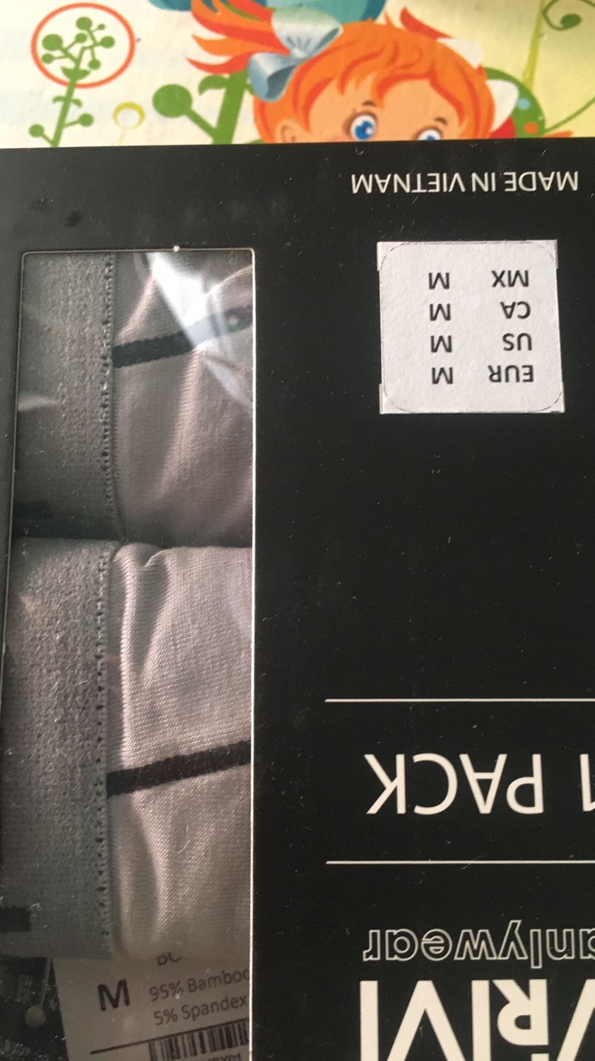 Chất lượng thì không bàn! Giao hàng trễ 1 ngày, đặc trên shop rõ ràng là 3 màu mak lúc mở hộp chỉ có 1 màu đi nhất! Shop phản hồi dùm về vấn đề này