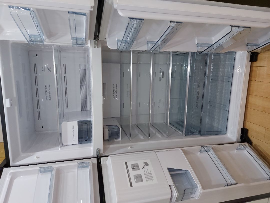 giao hàng rất nhanh, nhân viên làm việc rất chuyên nghiệp và vui vẻ