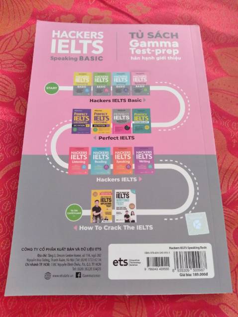 Sách khá chất lượng, vạch ra quy trình học rõ ràng, thích hợp cho những bạn mới bắt đầu học ielts mà không biết phải bắt đầu từ đâu như mình. Giao hành nhanh, đóng gói vẫn là không kĩ lắm. Tới tay mình thì không bị móp méo gì. Vẫn rate 5 sao