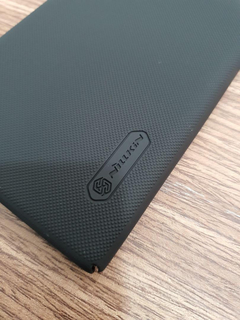 Chính hãng Nillkin. Háng chất lượng, bền. Thiết kế nhám chống trơn trượt. Chính hãng Nillkin. Háng chất lượng, bền. Thiết kế nhám chống trơn trượt.