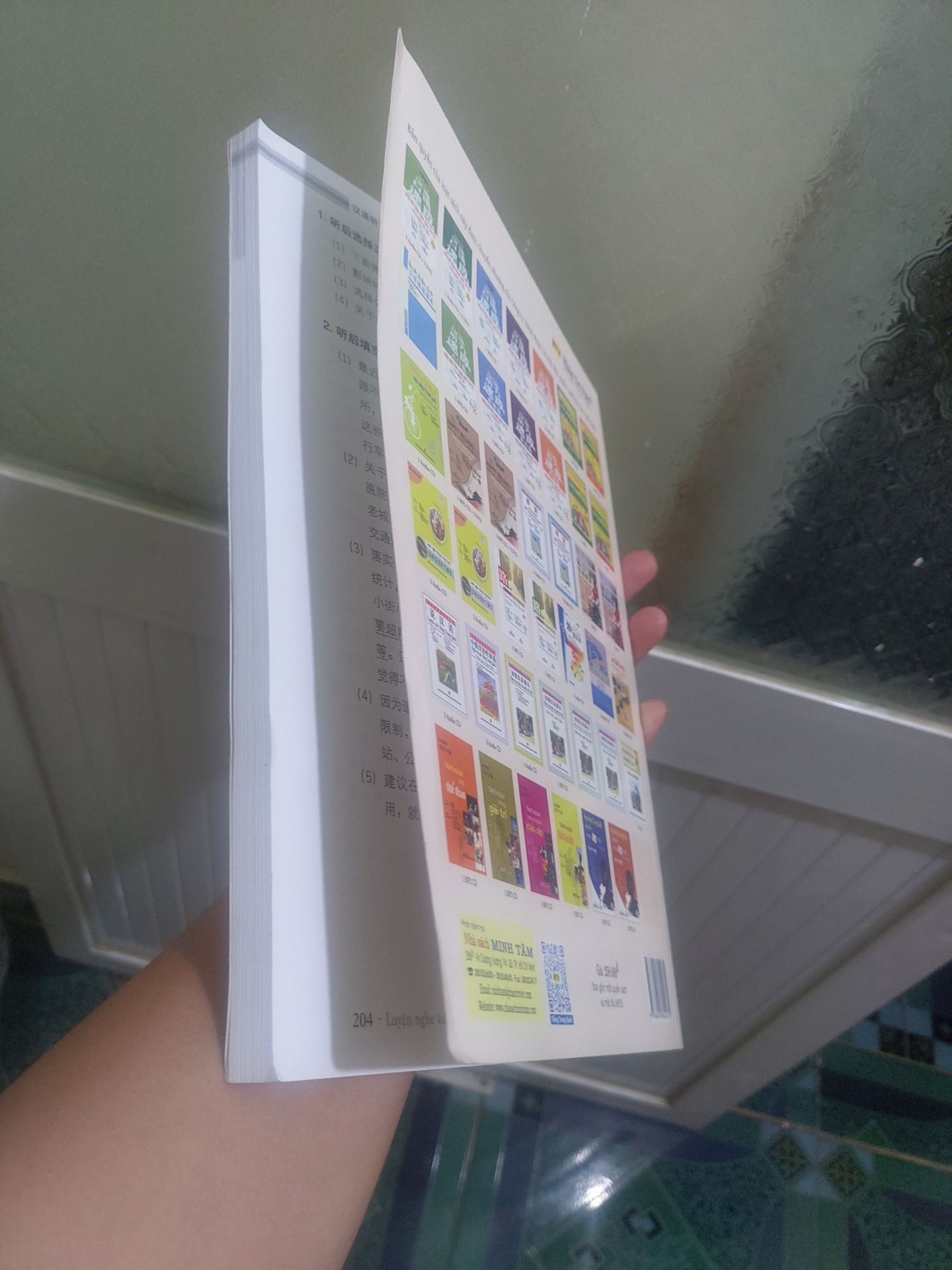 shop giao hàng nhanh,gói kĩ,sách có kèm cả CD,sách nội dung rất ok,dễ hiểu ,sẽ quay lại khi nào có nhu cầu